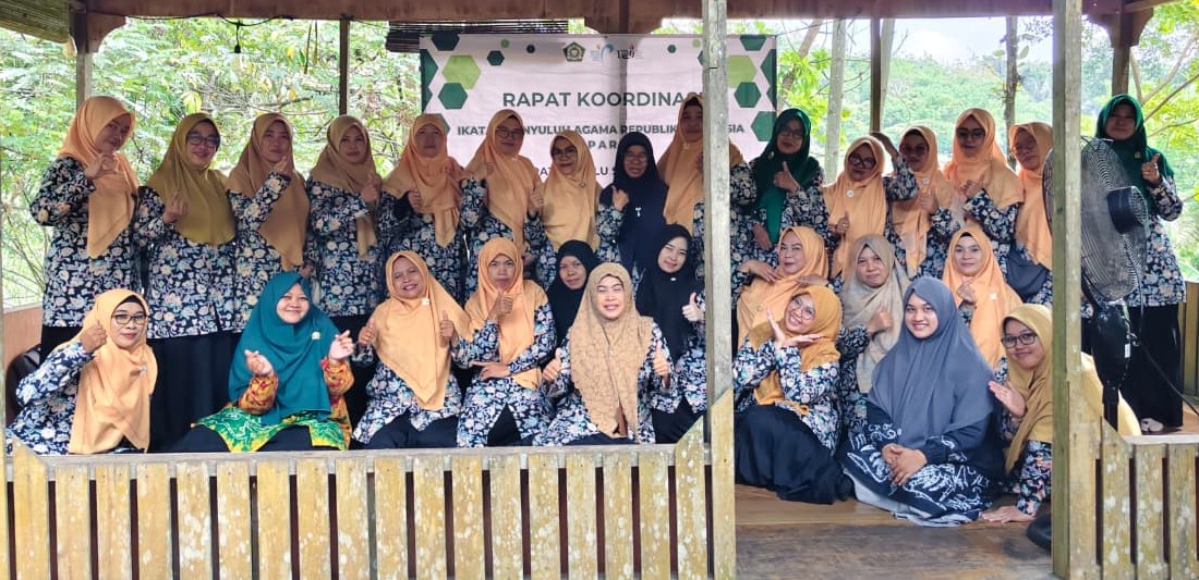 Penyuluh Agama KUA Pandawan Hadiri Rakor Bulanan IPARI HST di Goa Limbuhang